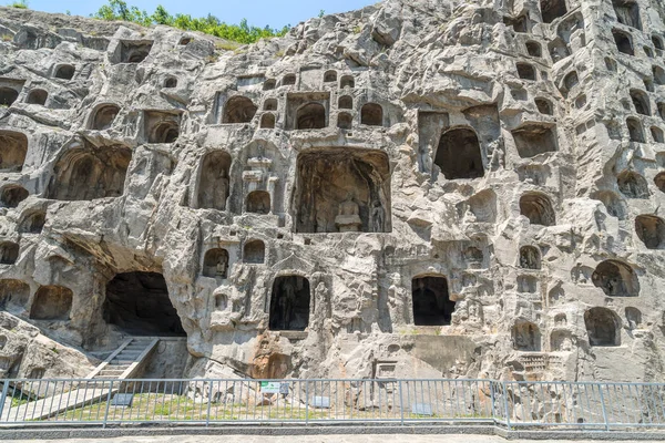 Grotten van Longmen in Luoyang — Stockfoto