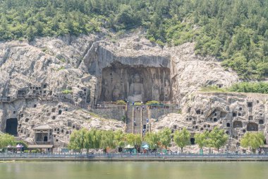 Longmen mağarasını Luayang  