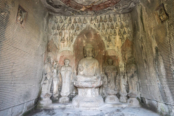 Longmen Grottoes Luayang  