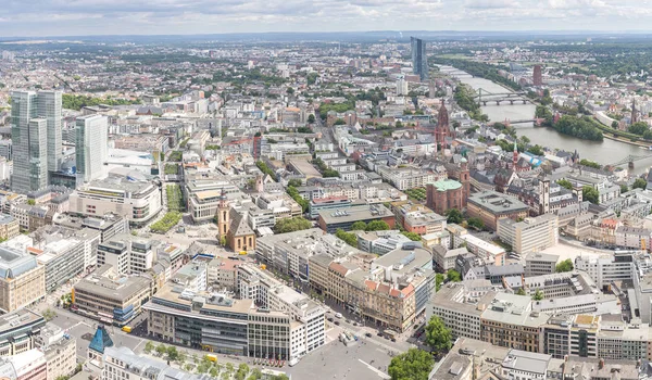 Visa huvudsakliga skyskrapor i Frankfurt — Stockfoto