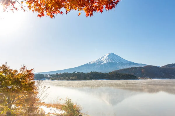 Berg fuji in de herfst — Stockfoto