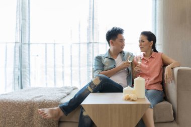 Kaç şarap ile birlikte kutlamak