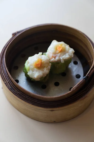 Hagyományos dim-sum kosár — Stock Fotó