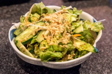 Taze karışık yeşil salata