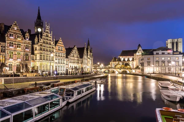 Pittoreska Medeltida Byggnader Leie Floden Staden Ghent Belgien Skymningen — Stockfoto