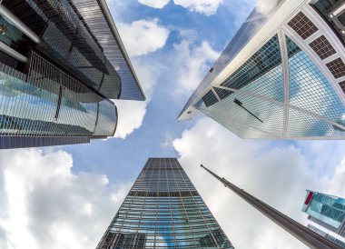 Modern ofis binaları içinde merkezi Hong Kong için arıyorsunuz