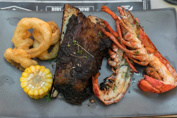 Surf Turf Grilled Canadian Lobster Grilled Beef Ribs — Stock Photo, Image