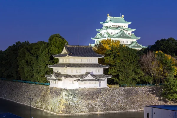 夕暮れ 日本古代の名古屋城 — ストック写真