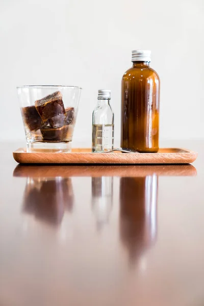 Koffie Kubus Latte Geserveerd Met Koffie Ijsblokje Melk — Stockfoto