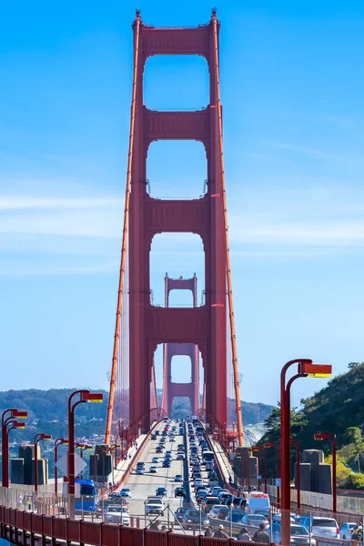 Golden Gate Bridge View Vista Point Beautiful Blue Sky Landscape — стоковое фото