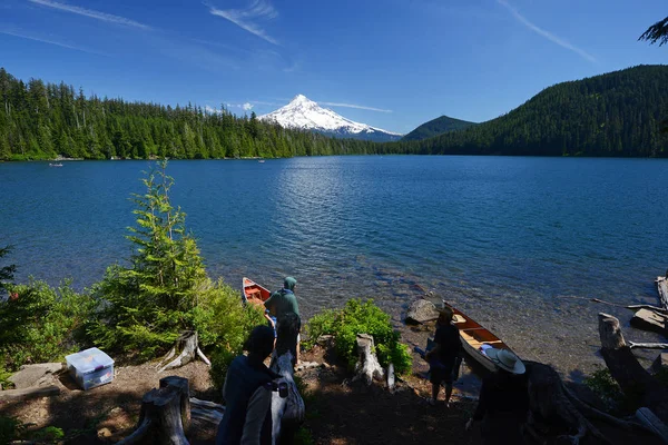 mount hood from lost lake