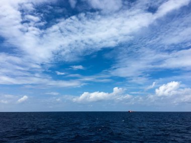 Deniz ve gökyüzü