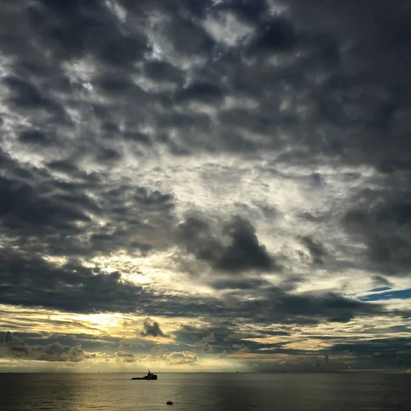 Céu e mar do por do sol — Fotografia de Stock