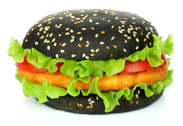 Tavuk göğsü ile büyük siyah hamburger — Stok fotoğraf