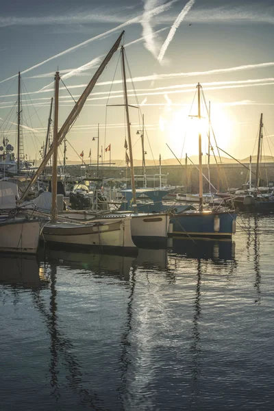 Yates en Bahía Saint-Tropez — Foto de Stock