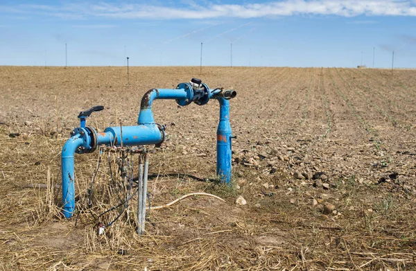 Tuberías y agua del grifo — Foto de Stock