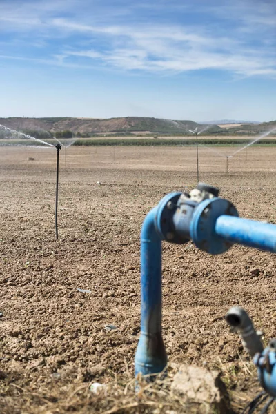 Pipes and tap water — Stock Photo, Image