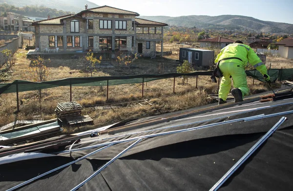 Repair and build construction of roof. Conception for roofing, n — Stock Photo, Image