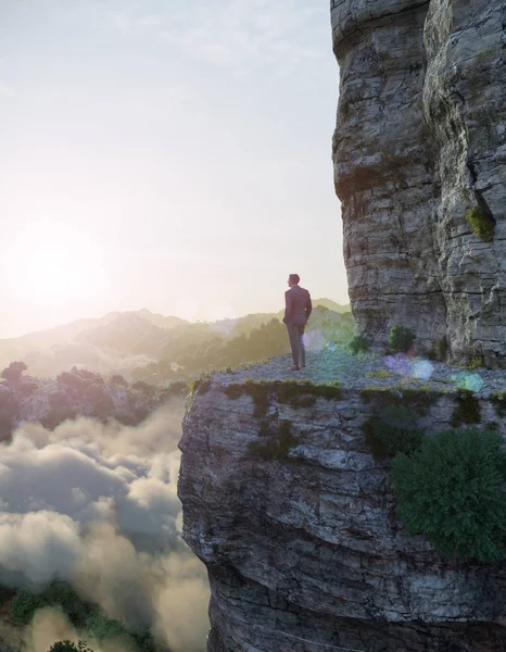 Vista aérea montañas con roca y hombre concepto foto —  Fotos de Stock