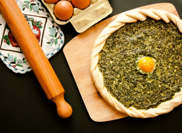 bazı maddeler ile görüntülenen ıspanak tuzlu pasta