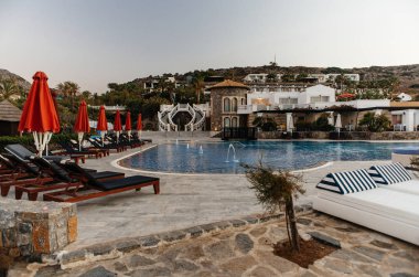 Hotel havuz ve plaj sandalye