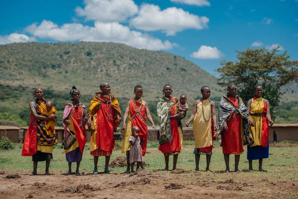 Afrikansk stam som bor — Stockfoto