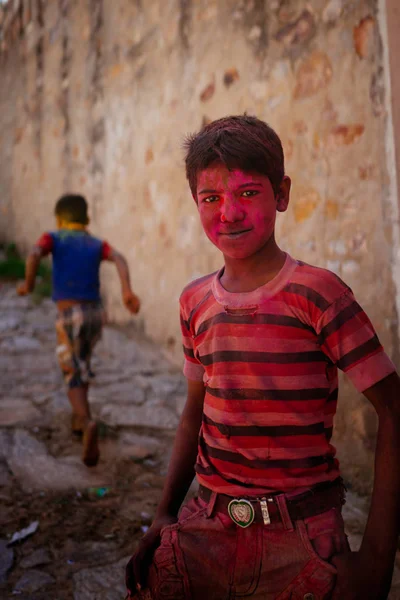 Portrait of boy in holi paint — Stock Photo, Image