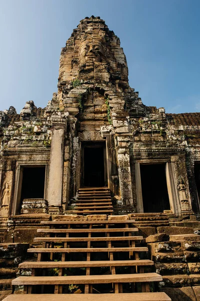 Ruins of ancient buddhist temple — Stock Photo, Image