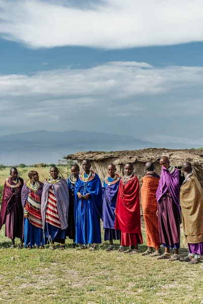 Membres féminins de la tribu africaine — Photo