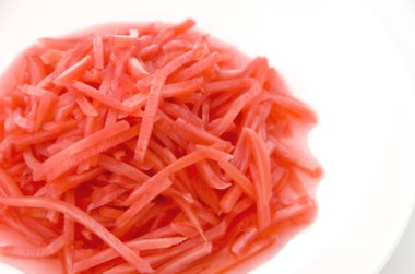 Benishoga, kızıl turşu.