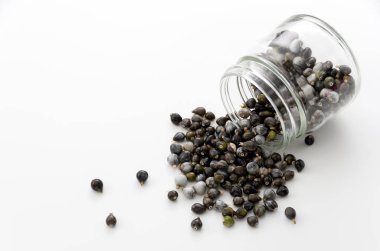 Jobs 'un tohumlarını kapat, Coix lacryma-jobi.  