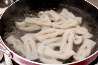 Haşlanmış Konjac, aşçılığa hazır ol.