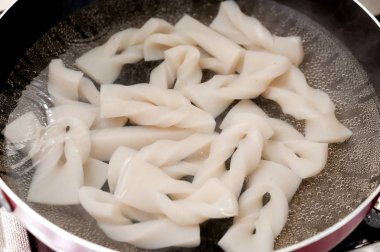 Haşlanmış Konjac, aşçılığa hazır ol.