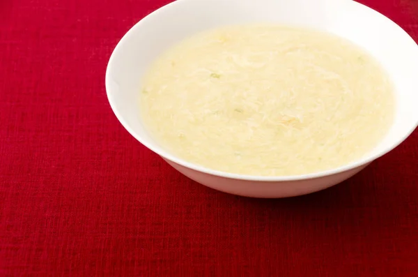 Sweet Corn Egg Drop Soup White Plate Red Cloth — Stock Photo, Image