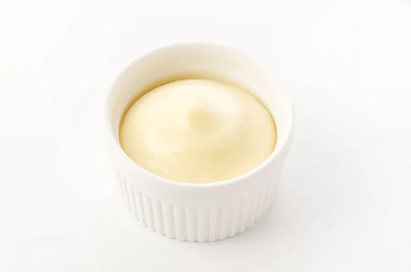Maionese Cocotte Sfondo Bianco — Foto Stock