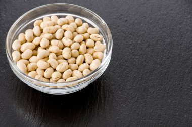 Kızarmış soya fasulyesi, Japon aperatifi.