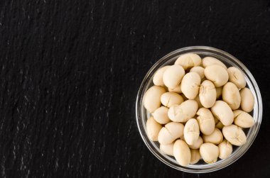 Kızarmış soya fasulyesi, Japon aperatifi.