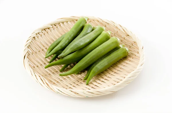 Verse Okra Bamboe Vergiet Witte Achtergrond — Stockfoto