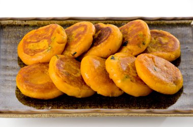 Japon yemeği, Kabocha mochi, balkabaklı pirinç köftesi.