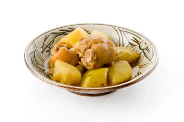 Japon yemeği, Nimono, domuz ayağı ve papaya.
