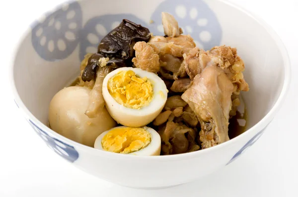 Японська Кухня Німоно Смажене Курча Яйцем — стокове фото