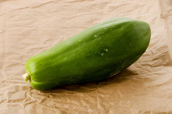 Groene Papaja Kraftpapier — Stockfoto