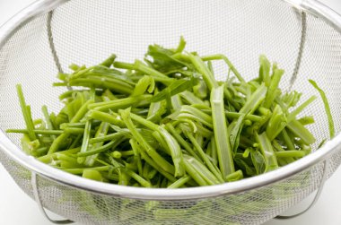 Çin Sabah Zaferi için sebzeleri doğra.