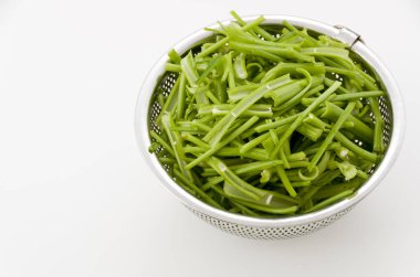 Çin Sabah Zaferi için sebzeleri doğra.