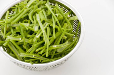 Çin Sabah Zaferi için sebzeleri doğra.