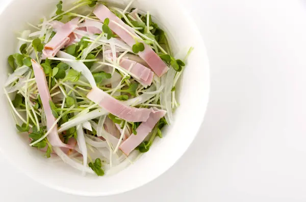 Kaiware Daikon Sprouts Salada Presunto Lombo Porco — Fotografia de Stock