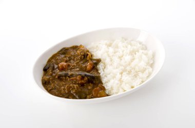 Japon yemeği, patlıcan ve domates körisi