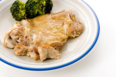 Tavuk sote, brokolili tavuk biftek. 