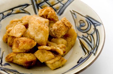 Domuz eti yemek, domuzderisi, domuz çizilmemesi veya domuz eti çatırtı