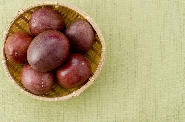 Passion Fruit Bamboo Sieve Green — Stock Photo, Image